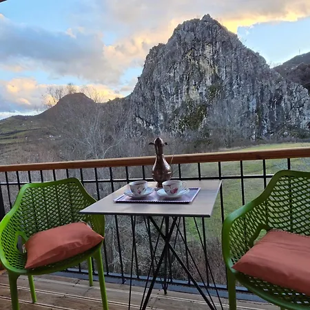 Konaku Kapedani Pensjonat