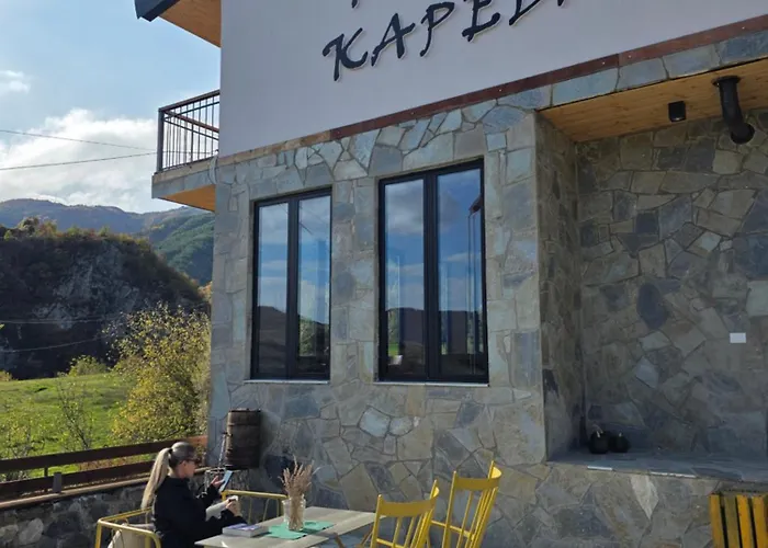 Pensjonat Konaku Kapedani *