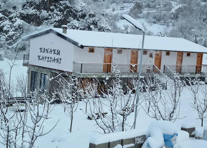 Konaku Kapedani Pensjonat *